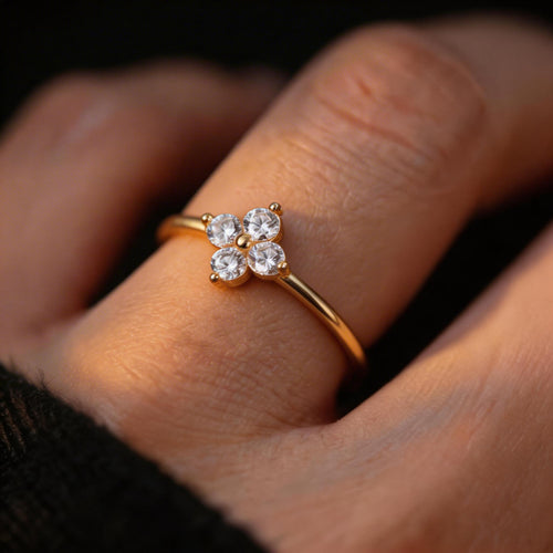 Four Leaf Clover Ring Gold model